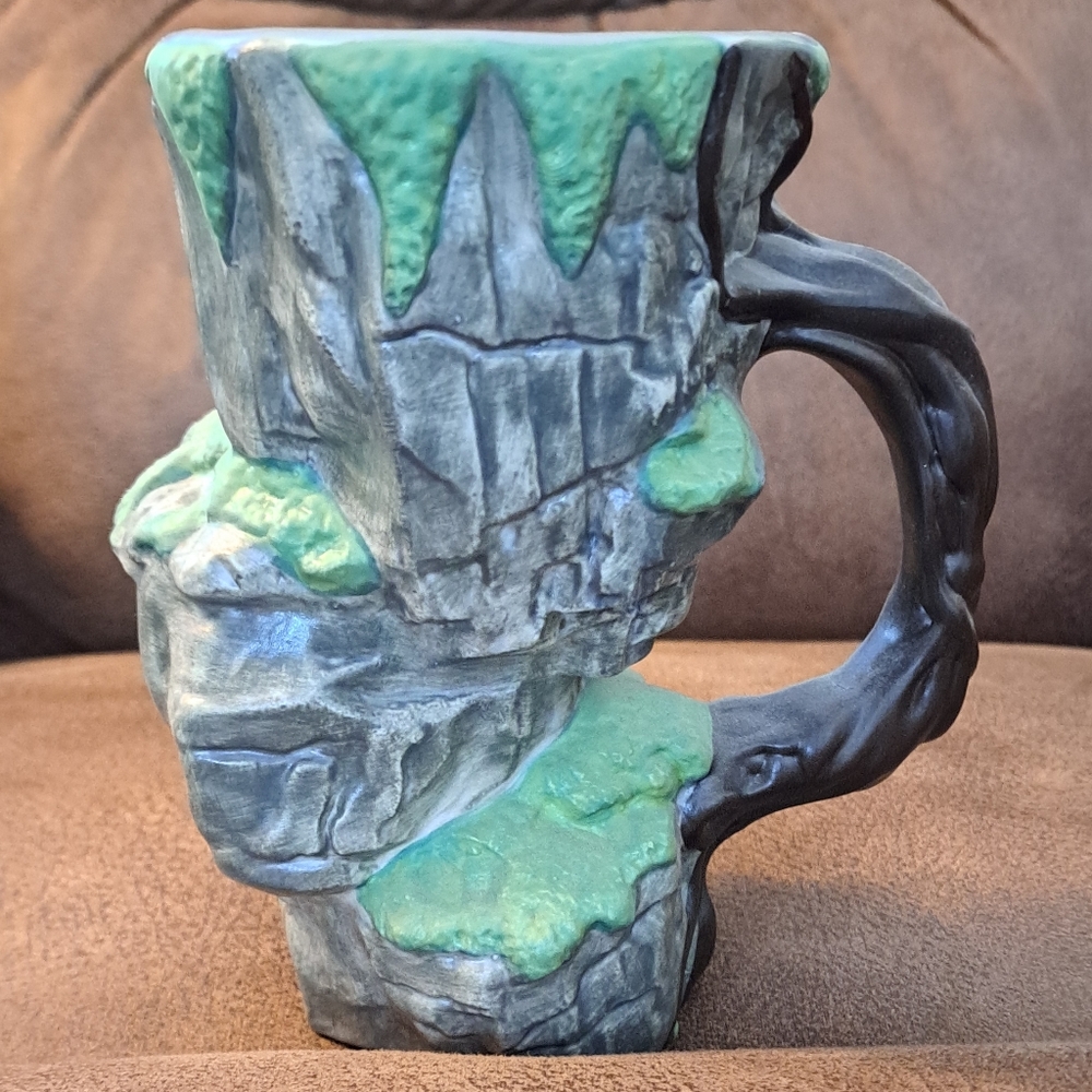 Disney Pandora The World of Avatar Floating Mountain Ceramic Mug never used